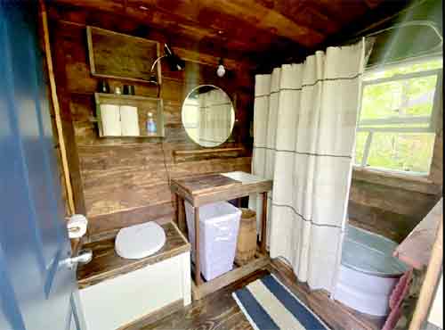 off-grid bathhouse